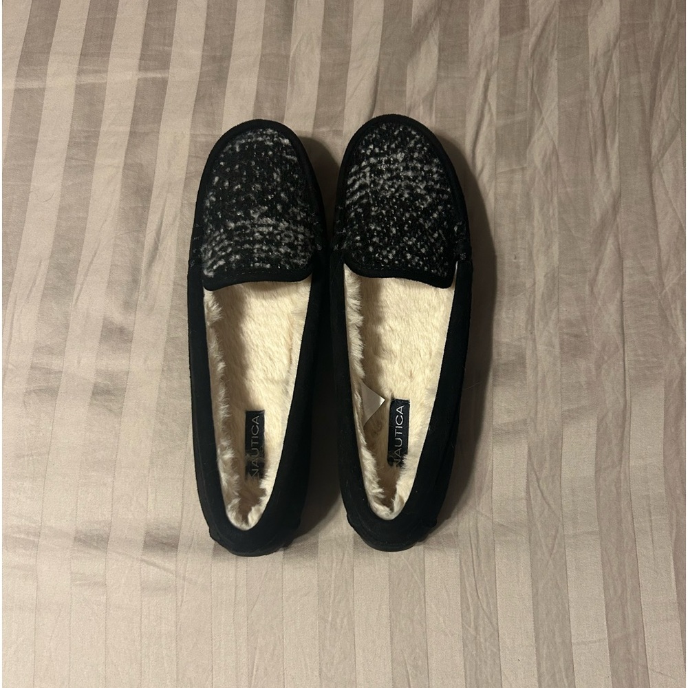 Fuzzy, warm house shoes